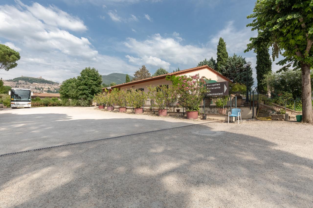 Hotel Villa Elda Assisi Esterno foto