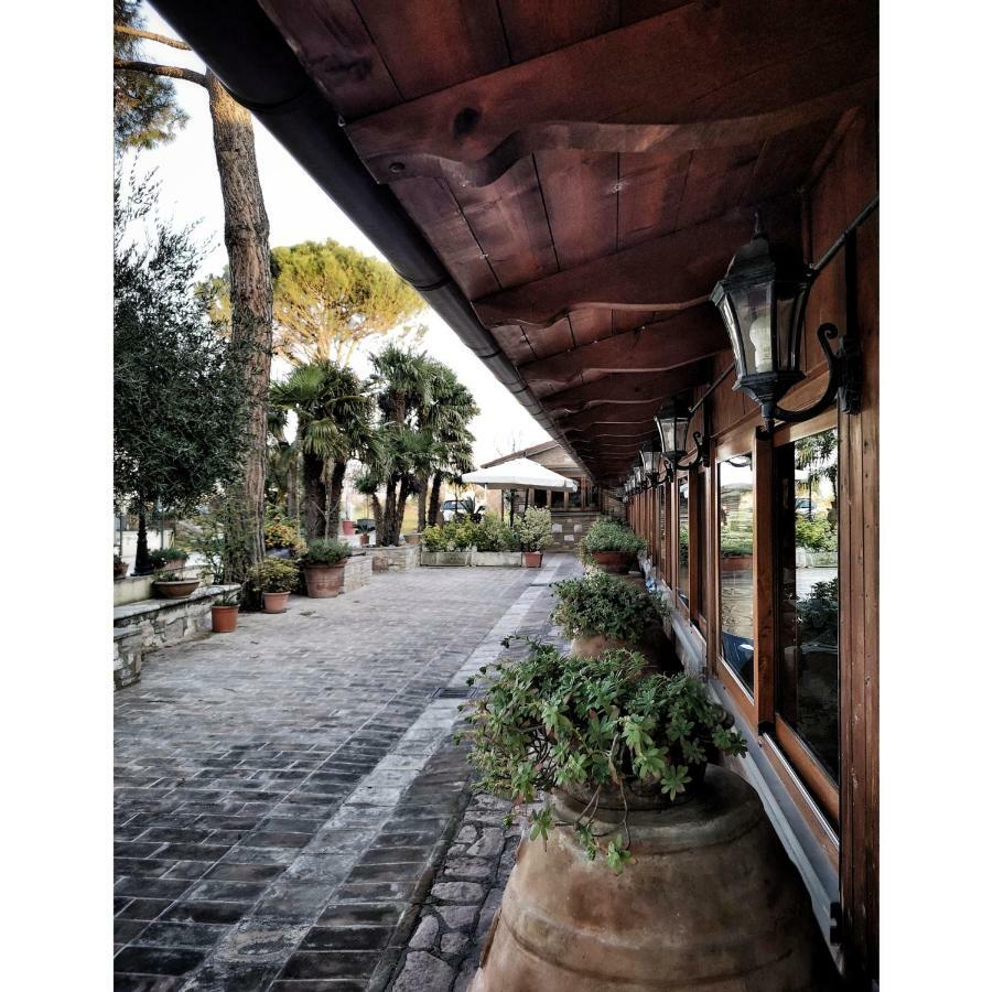 Hotel Villa Elda Assisi Esterno foto