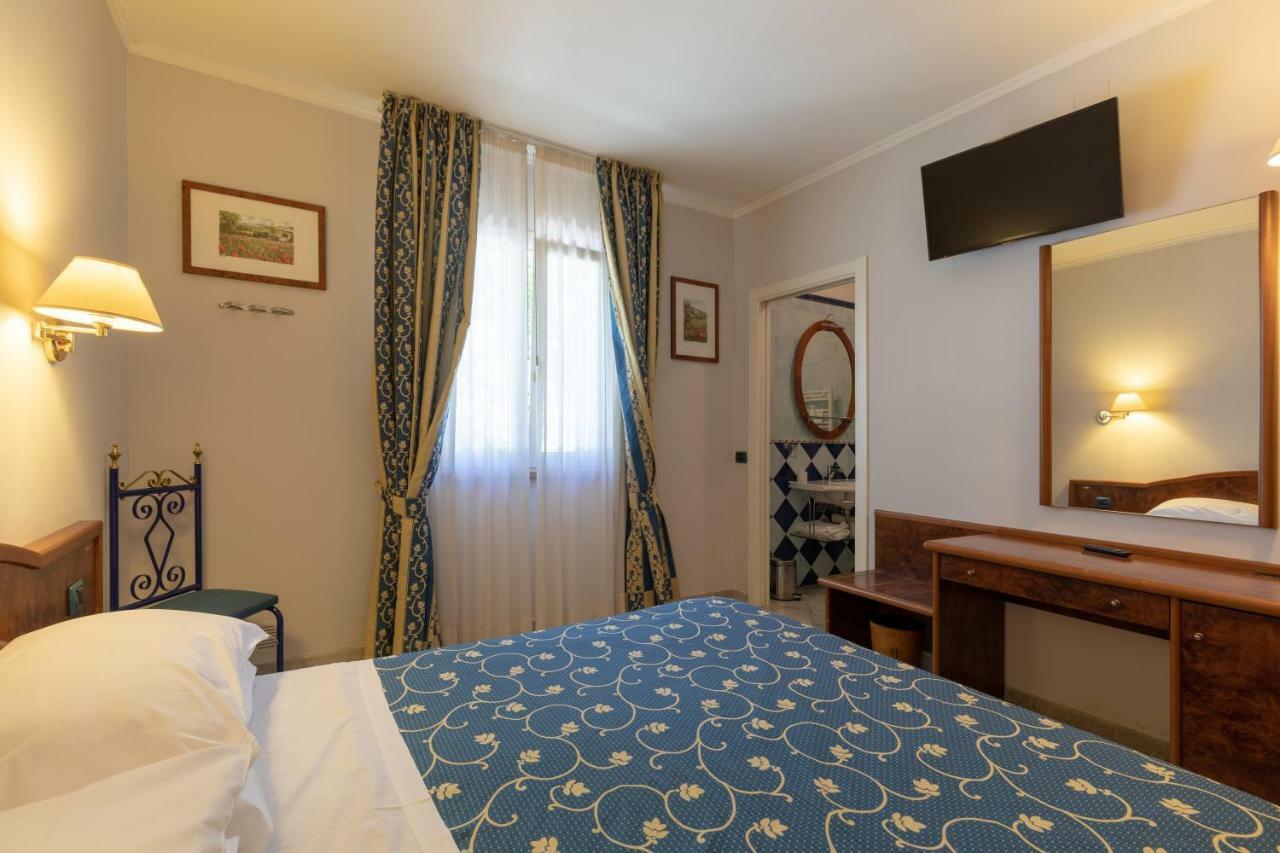 Hotel Villa Elda Assisi Esterno foto